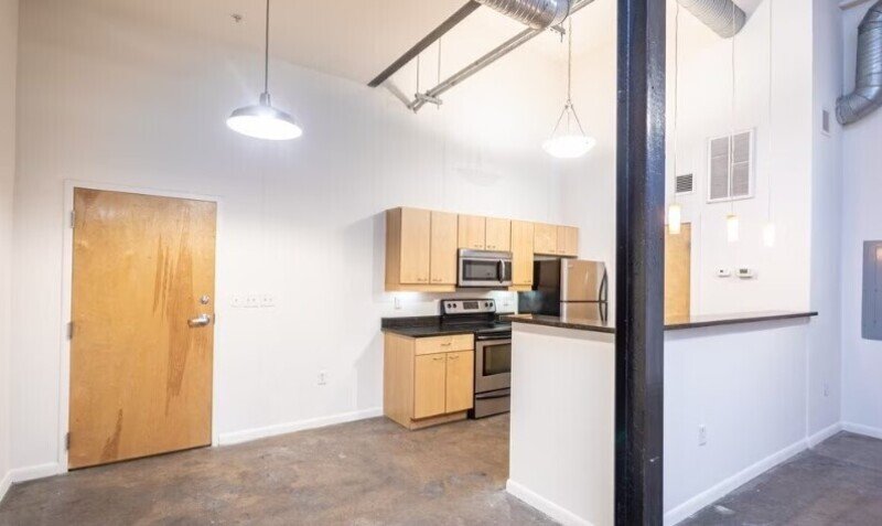 Bright property image