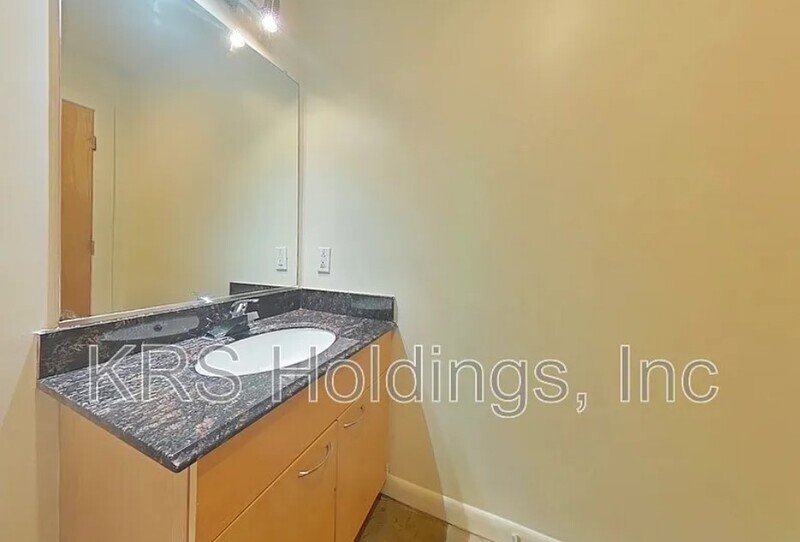 Bright property image