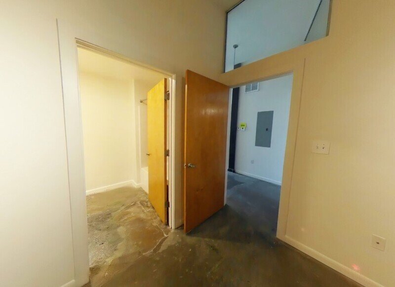 Bright property image