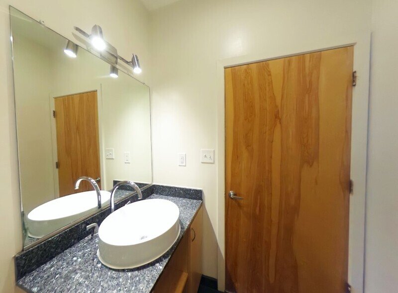 Bright property image