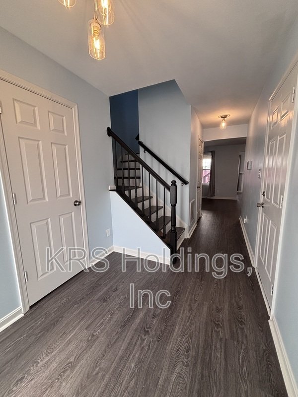 Renovated Corner lot Available Now! property image