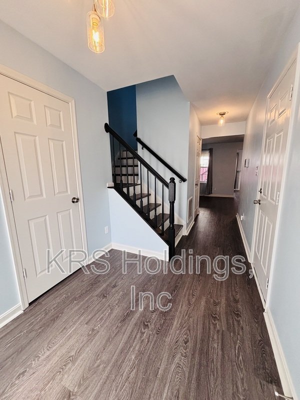 Renovated Corner lot Available Now! property image