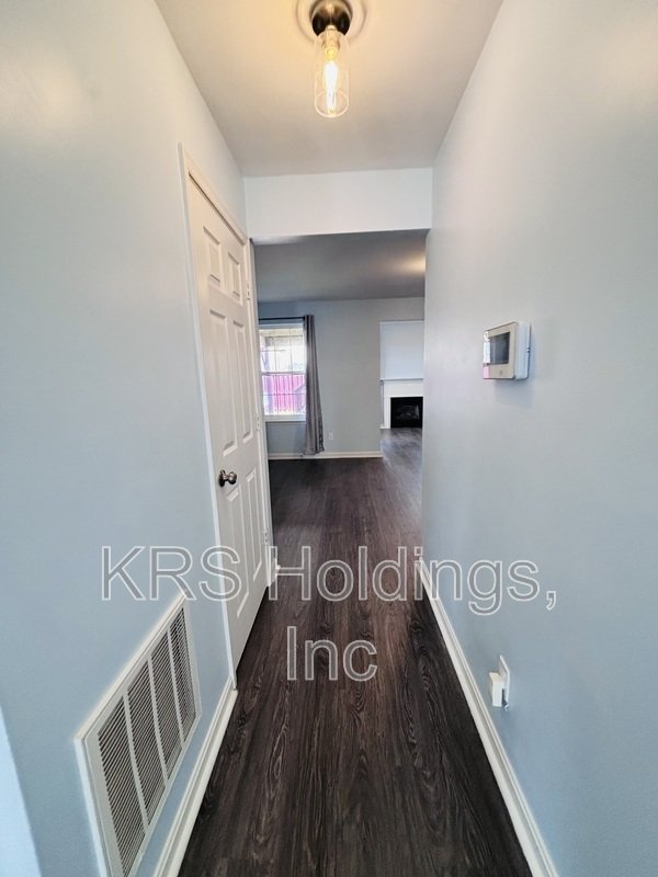 Renovated Corner lot Available Now! property image