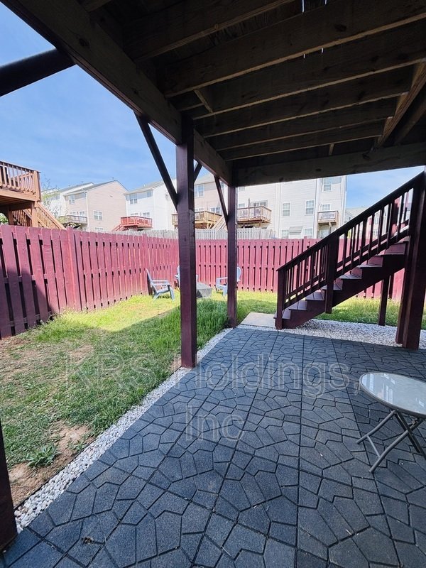 Renovated Corner lot Available Now! property image