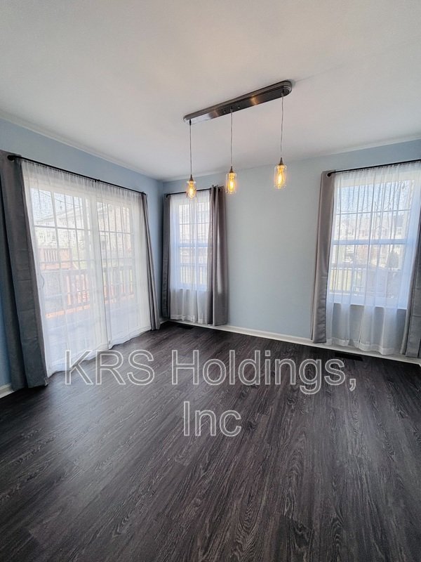 Renovated Corner lot Available Now! property image