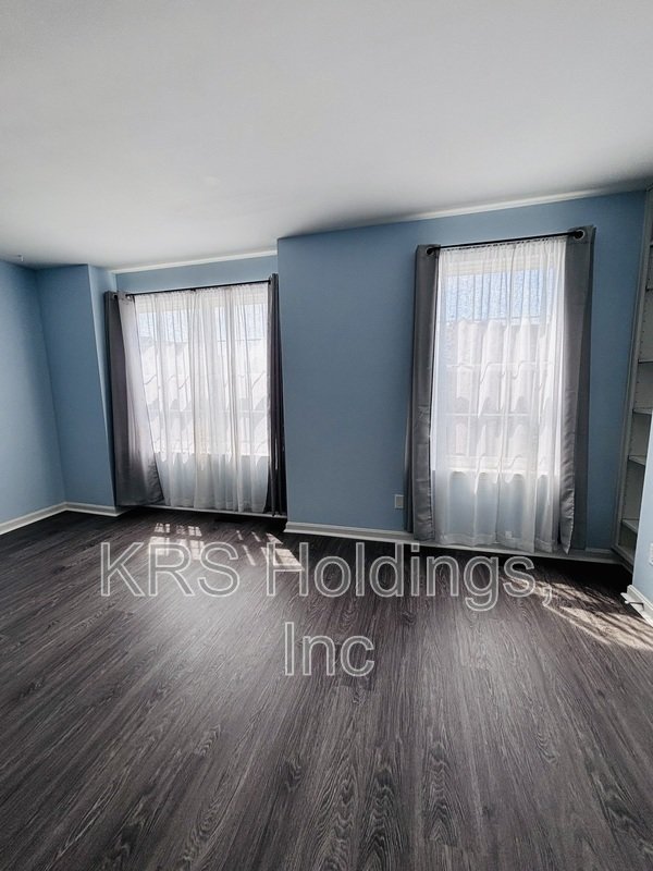 Renovated Corner lot Available Now! property image