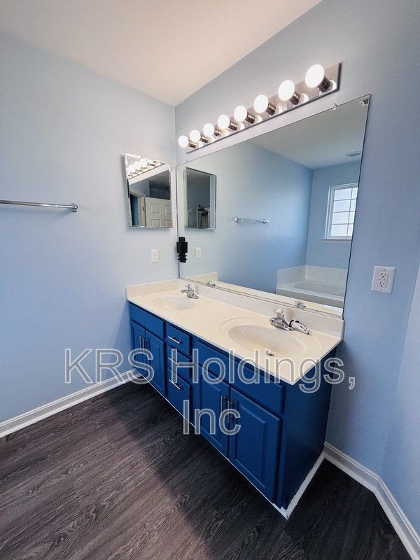 Renovated Corner lot Available Now! property image