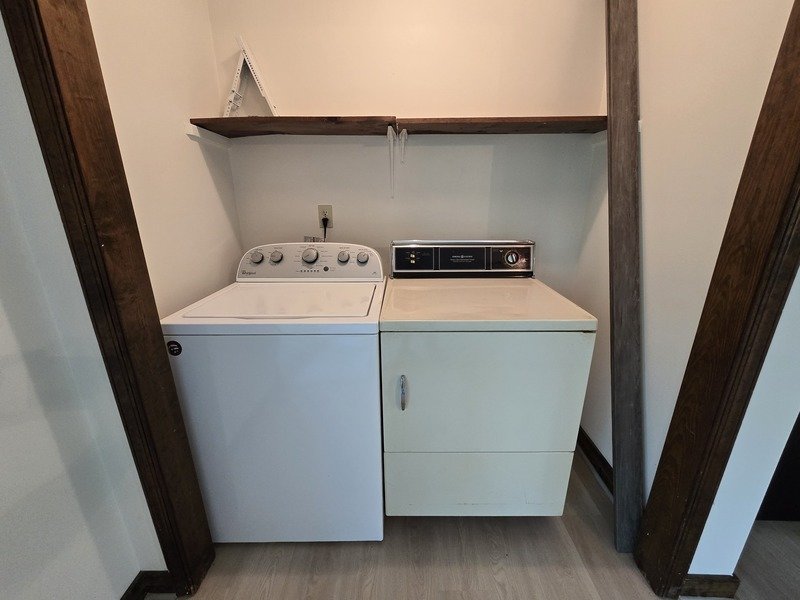 6308 Lakeshore Dr property image