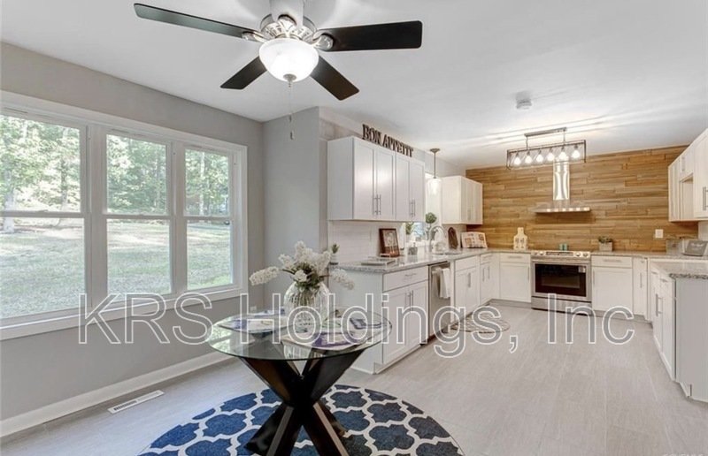 Recently renovated Brandermill Home property image