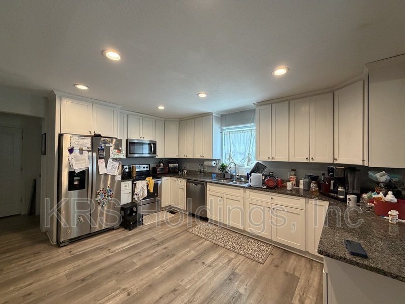 1124 Myrtle Street property image