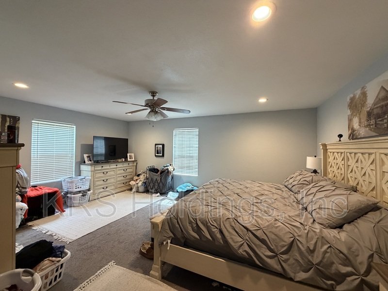 1124 Myrtle Street property image