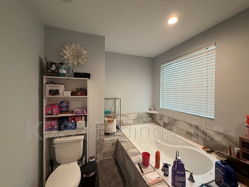 1124 Myrtle Street property image