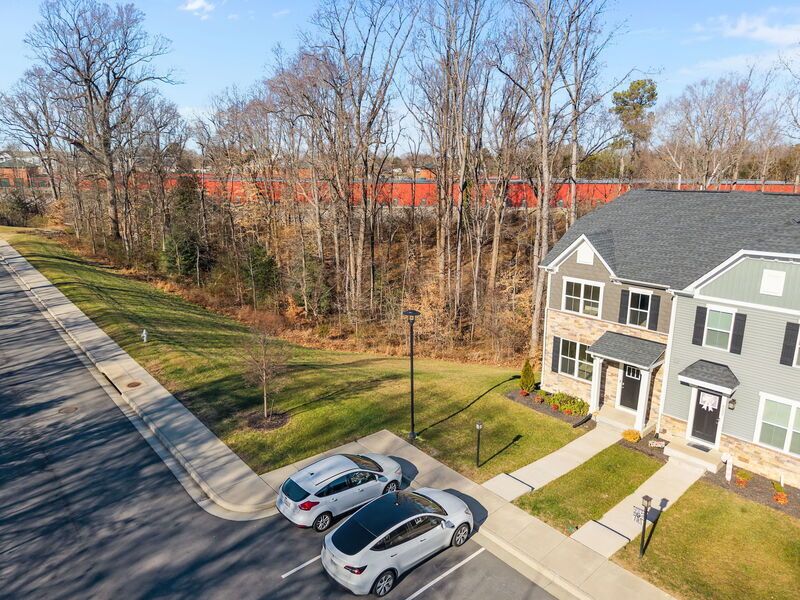 Finished basement property image