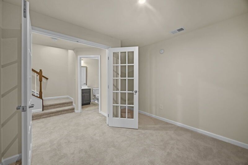 Finished basement property image