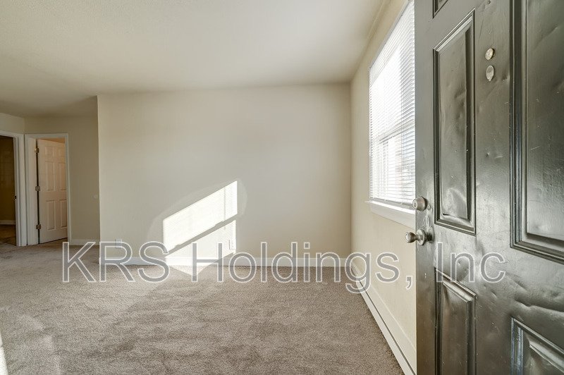 1517 HALIFAX ST APT 17 property image