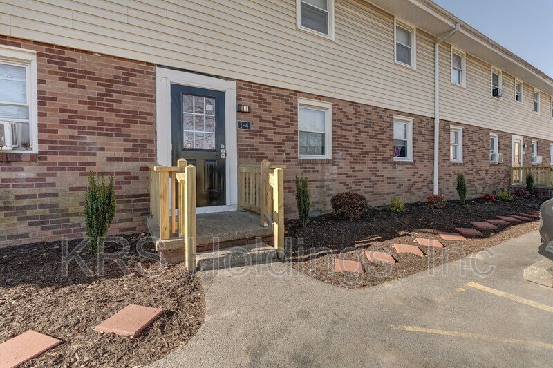 1517 HALIFAX ST APT 17 property image