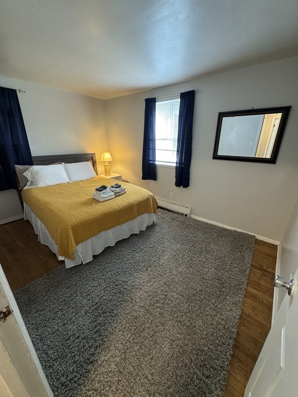 3212 Ellwood ave property image