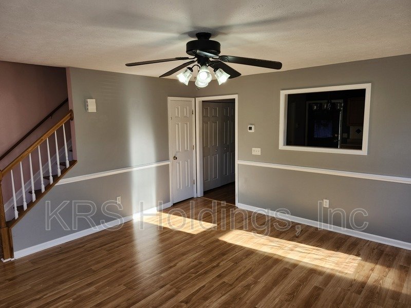 For Rent: Harrisonburg 3 BR, 2.5 Bath Well-maintained Townhouse property image