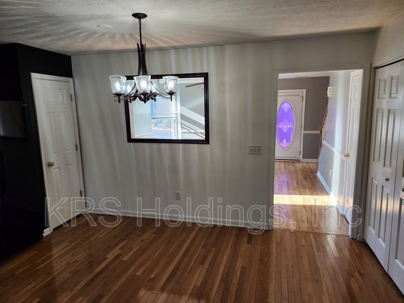 For Rent: Harrisonburg 3 BR, 2.5 Bath Well-maintained Townhouse property image