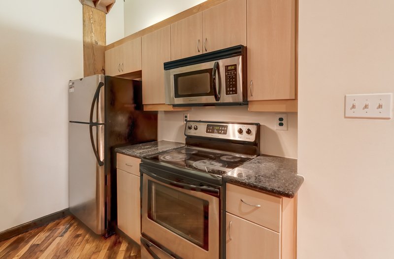1318 W Broad St, Apt 202 property image