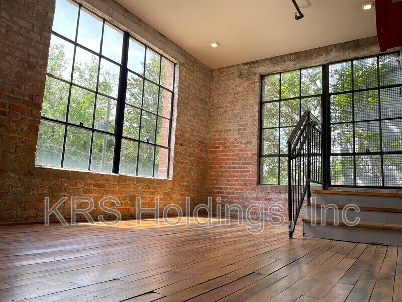 123 Pine St 31 property image