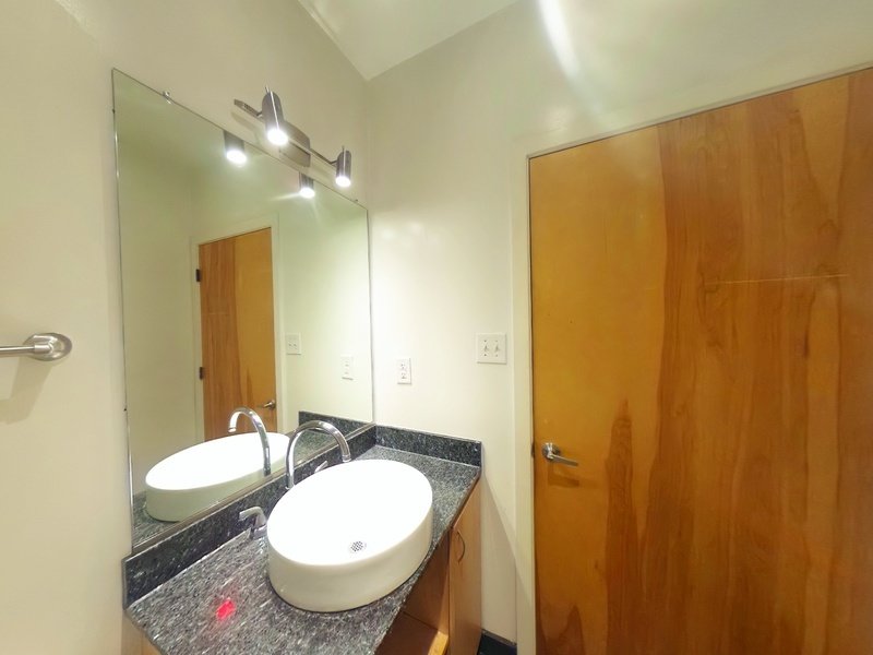 1318 W Broad St Apt 202 Richmond, VA 23220 property image