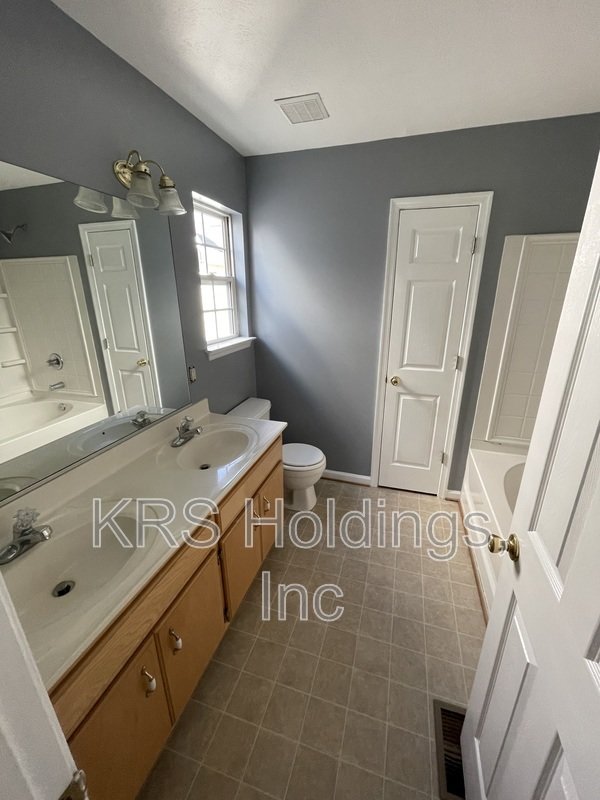 861 Sugarloaf Run property image