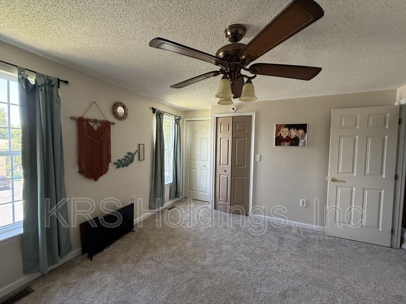 Bright property image
