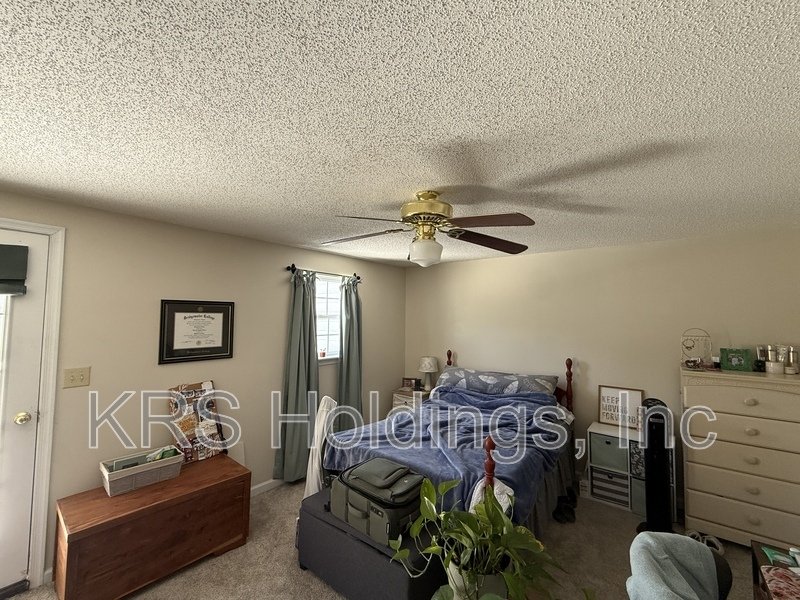 Bright property image
