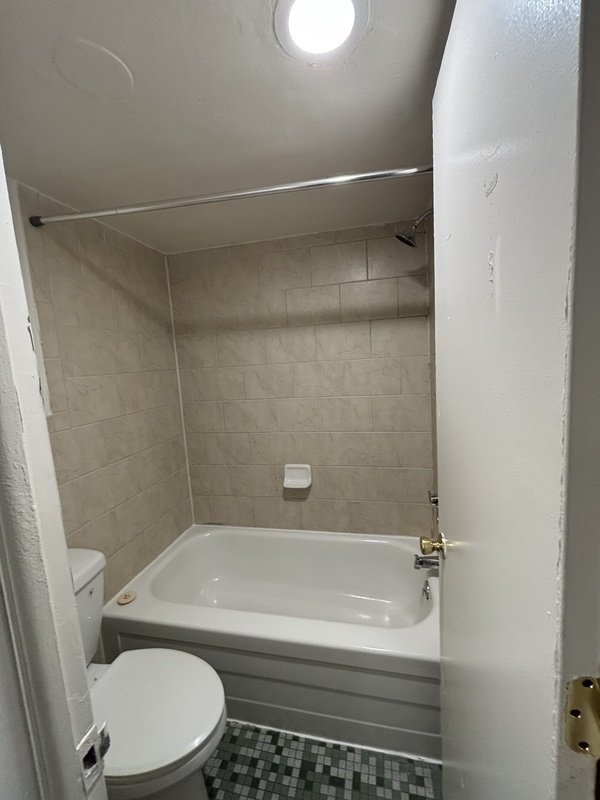 311 W Franklin St 205 property image