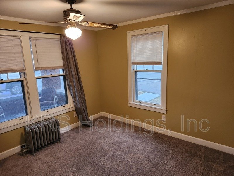 Single Family 5 BR House in Harrisonburg Available NOW property image
