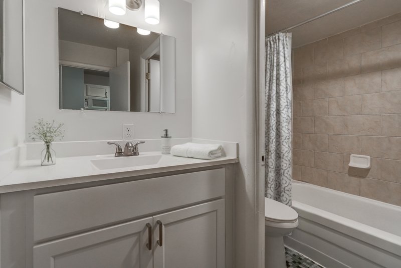 311 w franklin st Studio property image