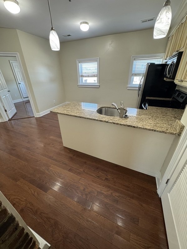 201 E Bank st 3 property image