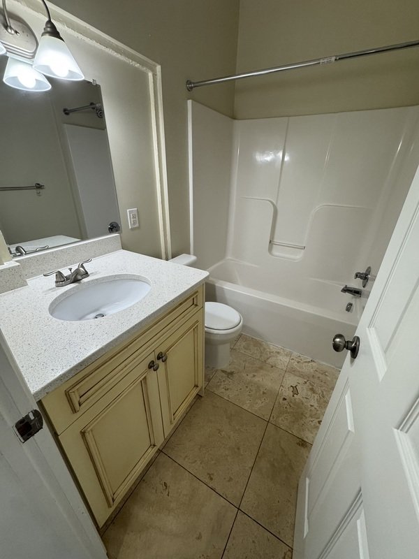 201 E Bank st 3 property image