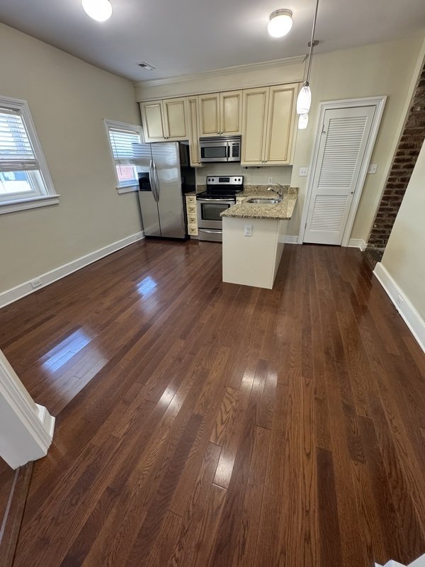 201 E Bank st 3 property image