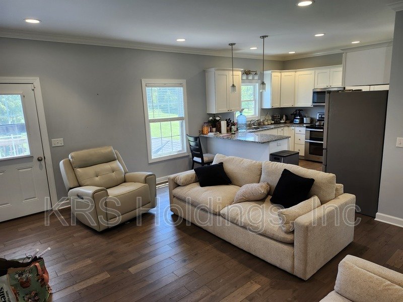AVAILABLE NOW-Beautiful Single Family 4 BR, 2.5 Bath Home, Great Location property image
