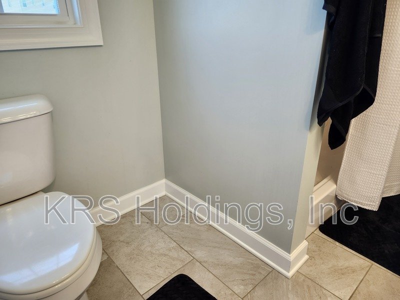 AVAILABLE NOW-Beautiful Single Family 4 BR, 2.5 Bath Home, Great Location property image