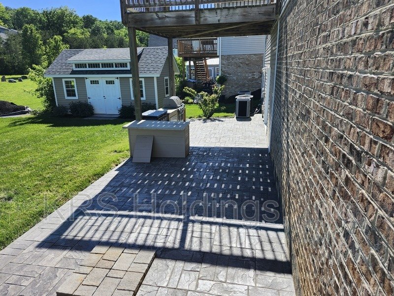 AVAILABLE NOW-Beautiful Single Family 4 BR, 2.5 Bath Home, Great Location property image