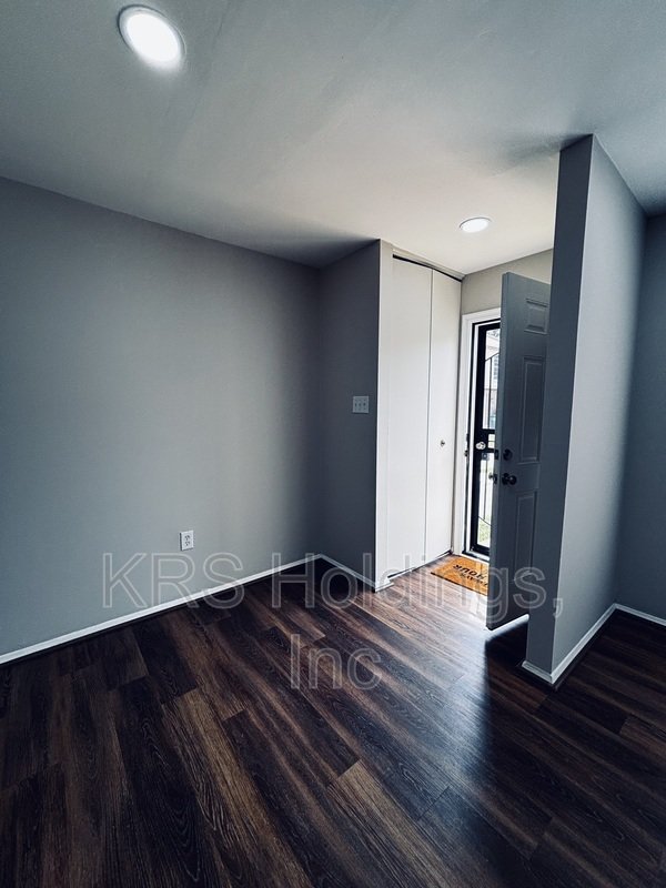 Lovely Townhome Ready Now! property image