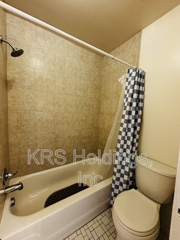 Lovely Townhome Ready Now! property image