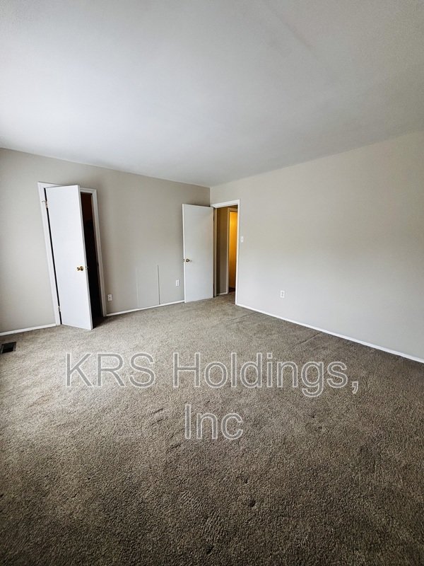 Lovely Townhome Ready Now! property image