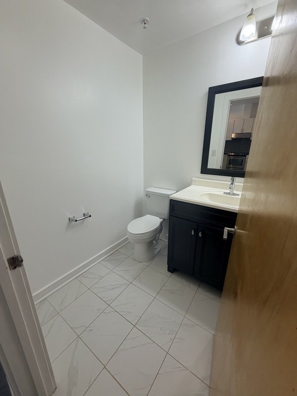 Includes water, sewer, trash, cable, and Internet! property image