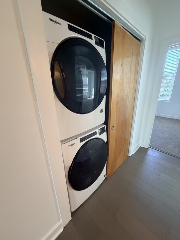 Includes water, sewer, trash, cable, and Internet! property image