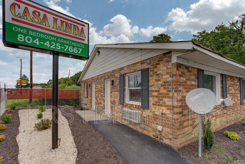 Renovated 1BR Only $995/Month | Utilities Included + Washer/Dryer property image