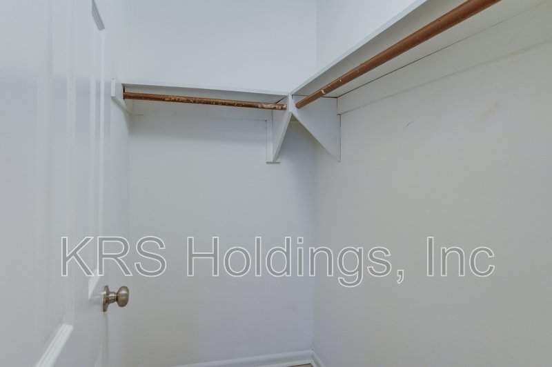 Renovated 1BR Only $995/Month | Utilities Included + Washer/Dryer property image
