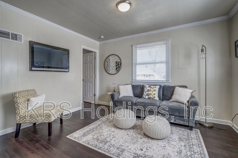Renovated 1BR Only $995/Month | Utilities Included + Washer/Dryer property image