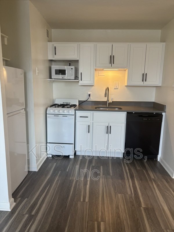 Bright property image
