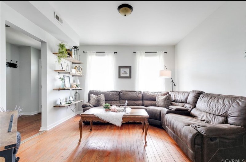 1536 Williamsburg Rd property image