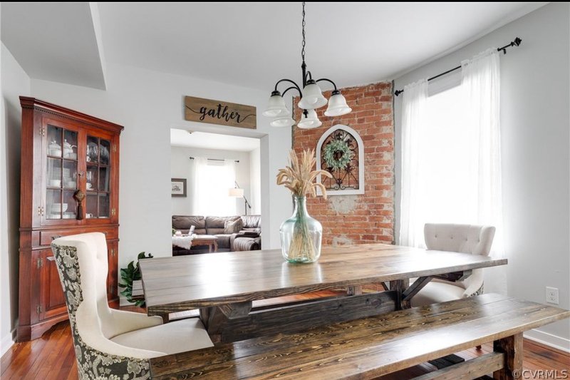 1536 Williamsburg Rd property image