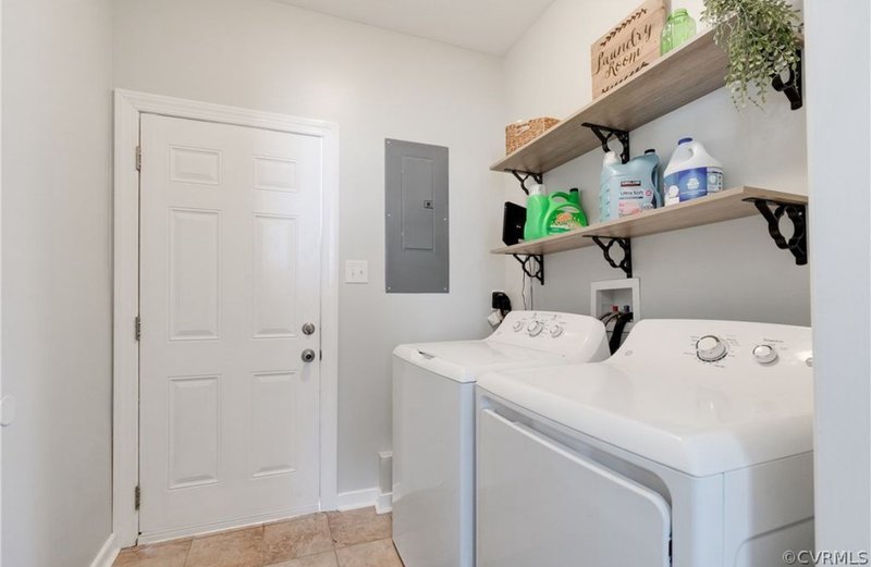 1536 Williamsburg Rd property image